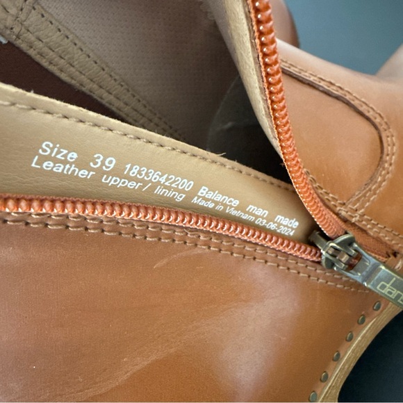 NEW Dansko Shayna Heeled Calf Leather Chelsea Clogs Boot Side Zip - Picture 13 of 13